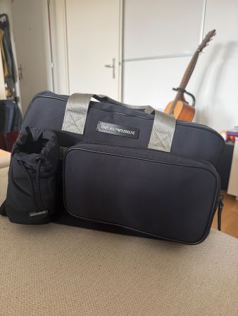 Emporio Armani Travel Bag Navy – Reisetasche mit abnehmbarem
