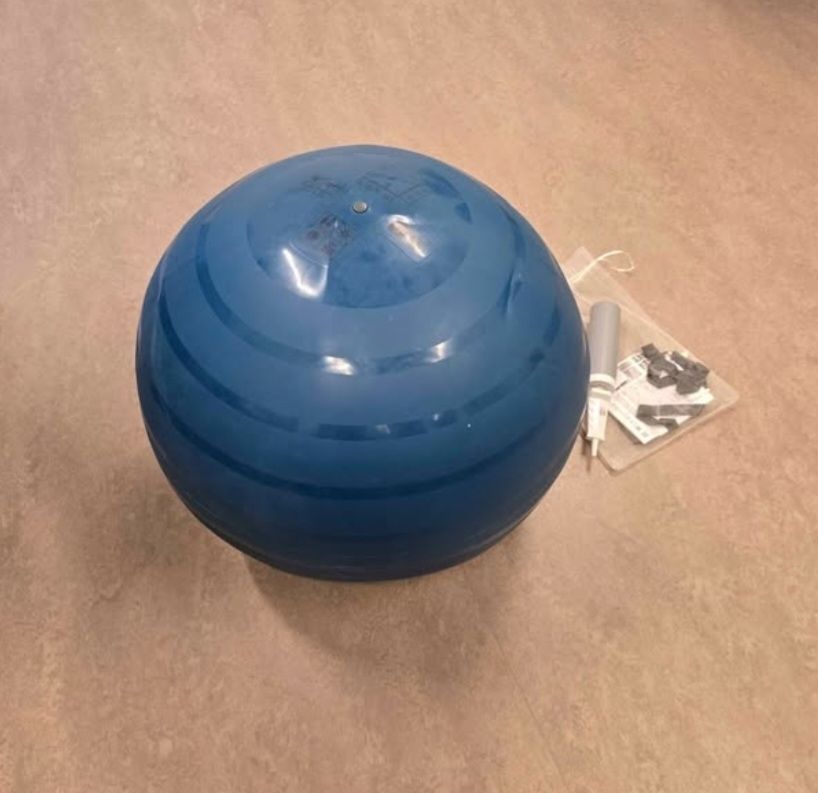 Decathlon Bälle: ballon d'exercice – Gebraucht aus Saxon von trapmal_tcg