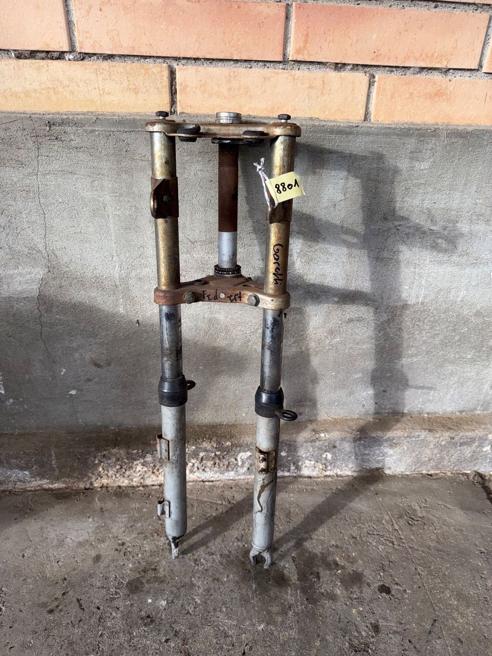 Garelli Pièces pour mobylette: Garelli Mofa Gabel – D'occasion à Fahrni b. Thun par berger_tuning34