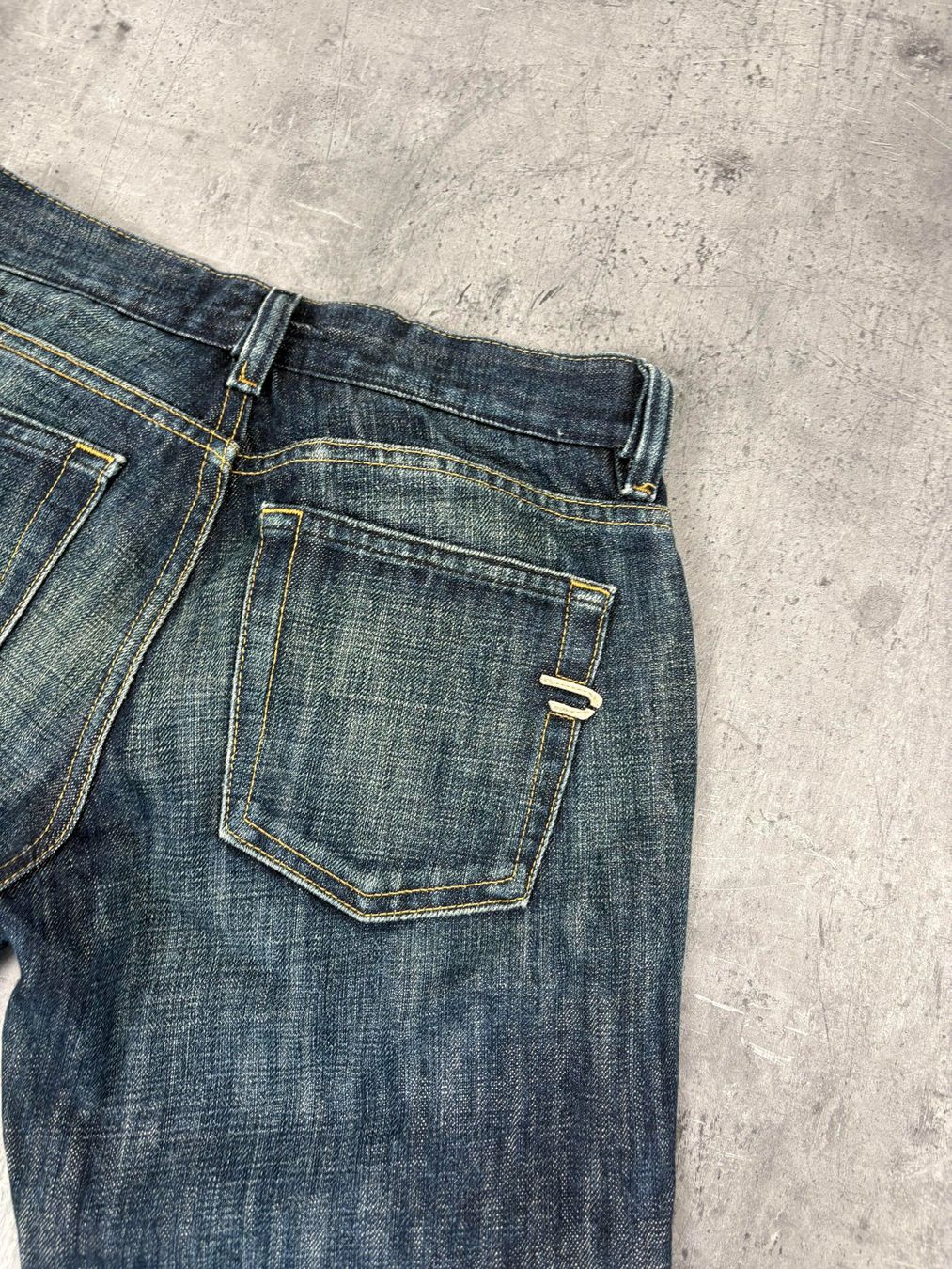 Diesel Jeans: Vintage Diesel Bootcut Flared Jeans (S) – Nuovo (secondo la descrizione) da Werdenberg venduto da hase.vintage 5