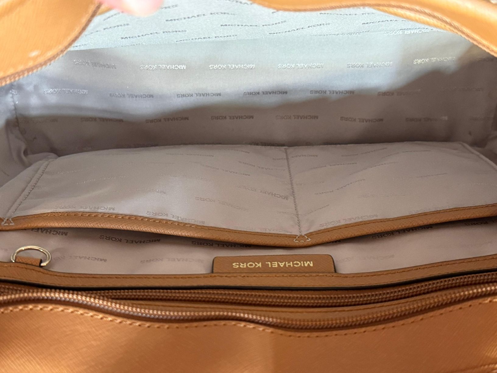 Michael Kors Borse da donna: Michael Kors Shopper Tasche hellbraun – Usato da Unterkulm venduto da Charlotte_03 3