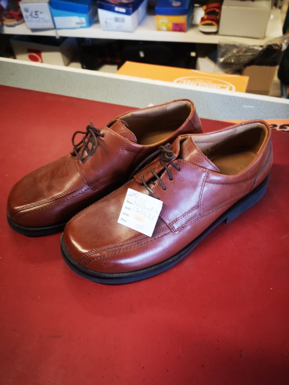 Helvesko Chaussures hommes: Helvesko – Neuf avec emballage d'origine à Möhlin par Highwaytom