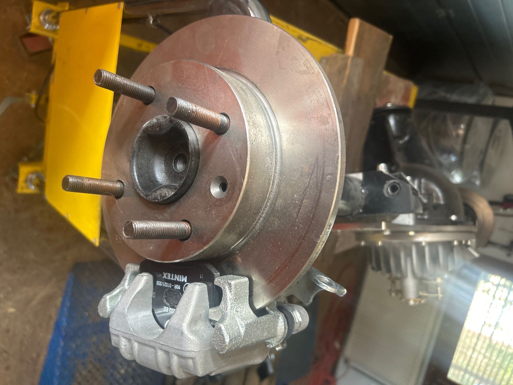 Ford Tutti pezzi di ricambio auto: Ford Capri MK1 Verstärkte Hinterachse – Nuovo (secondo la descrizione) da Büsserach venduto da ronnin1 4