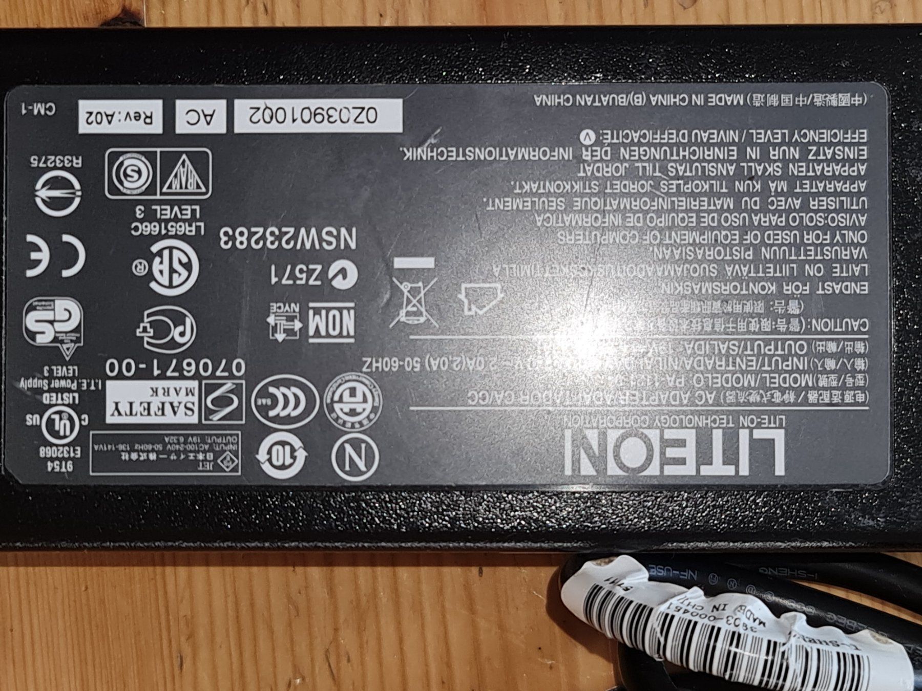 Chargements: Netzteil 120W – D'occasion à Winterthur par Hai6 1