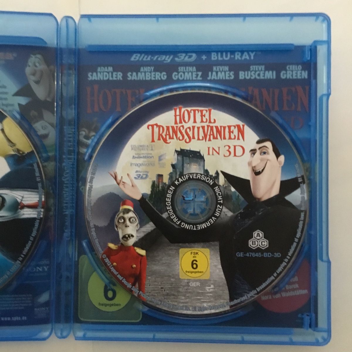 Tutti i DVDs: Hotel Transsilvanien Blu Ray 3D + 2D – Nuovo (secondo la descrizione) da Blauen venduto da berlingo65 2