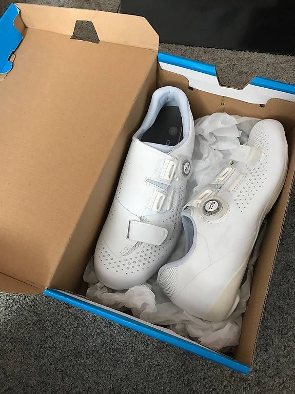 Shimano Damenschuhe: RC5 Veloschuh Gr 38 – Neu und originalverpackt aus Aadorf von luma11