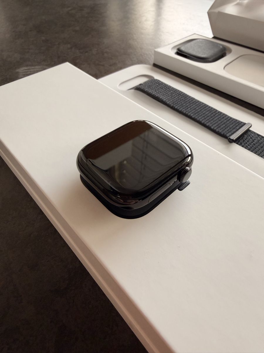 Apple Smartwatch: Apple Watch Series 10 46mm Jet Black – Nuovo (secondo la descrizione) da Weinfelden venduto da lor_ndm6 4