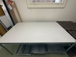 USM Haller Tisch