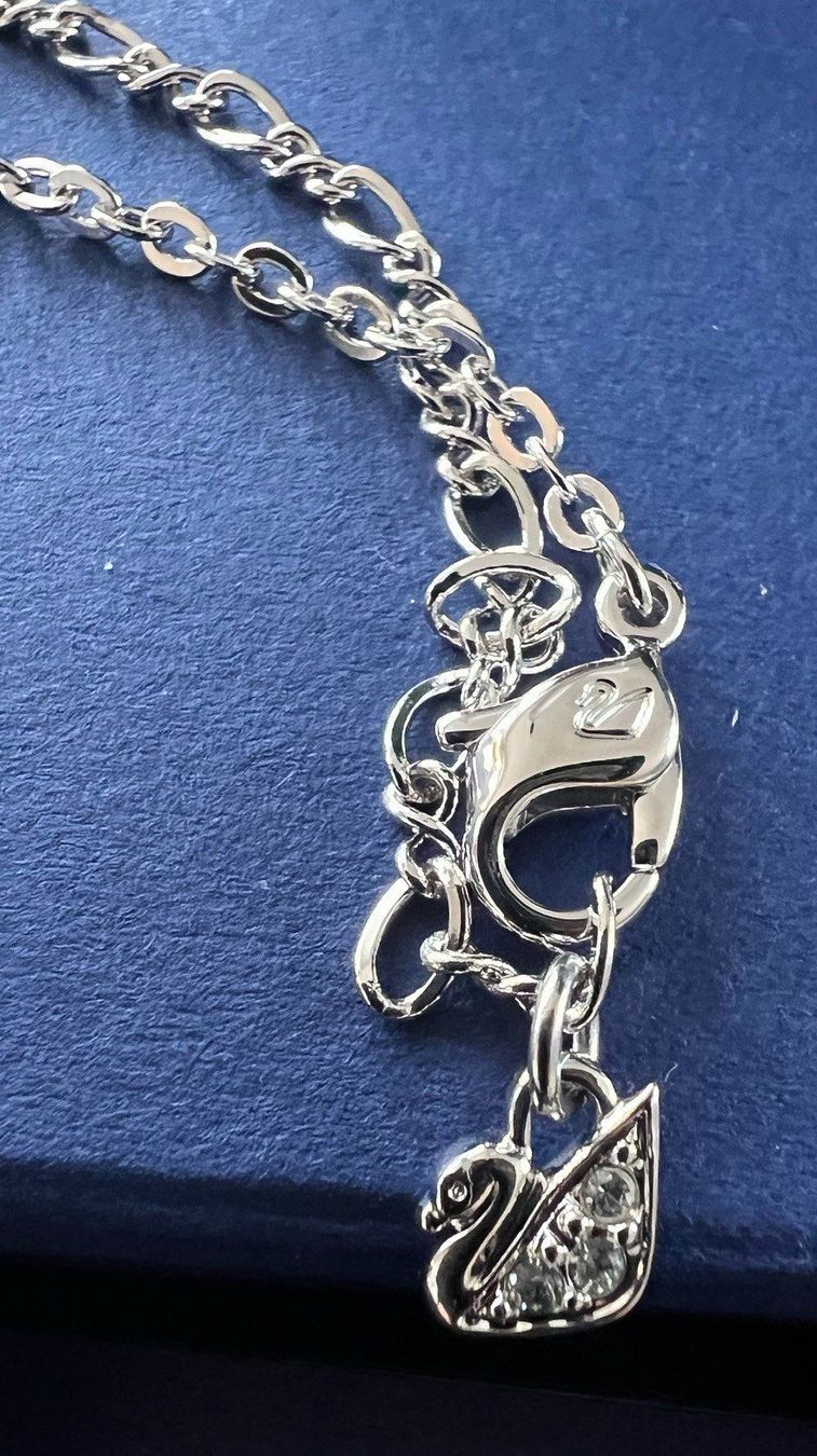 Swarovski Catenine: NEU: Swarovski Kristallhalskette – Nuovo e nell'imballaggio originale da Zufikon venduto da h_s_8xnb 4