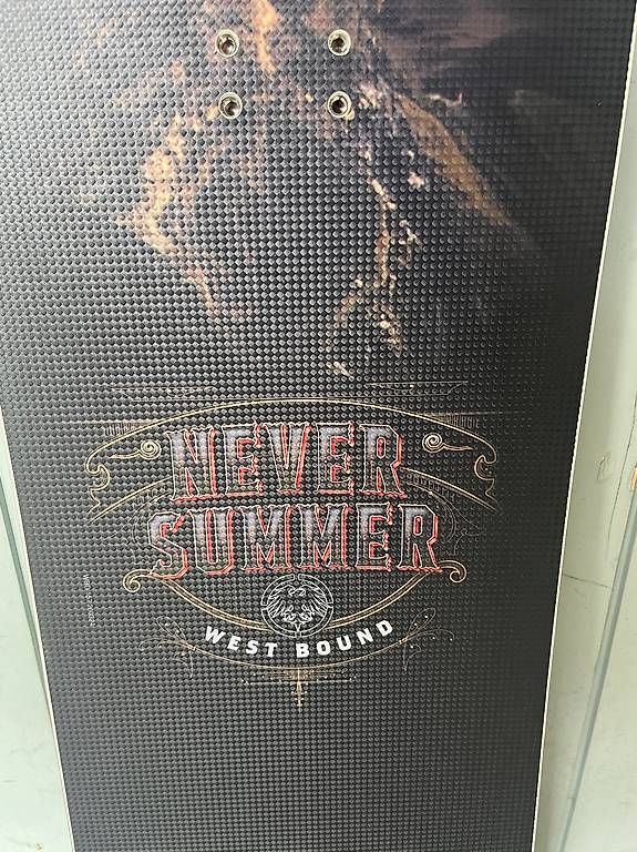 Board: Never Summer West Bound 158cm Snowboard – Usato da Gstaad venduto da Pure_Snowboarding 1