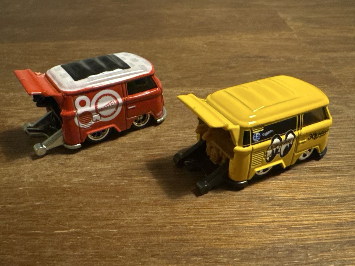 Hot Wheels Modellini d'auto: Hot Wheels 2 er Set Vw Bully – Nuovo (secondo la descrizione) da Liebefeld venduto da Tatts81 1