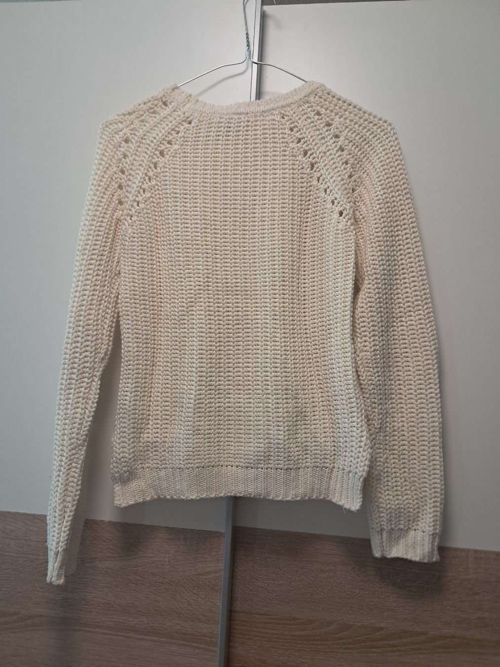 Maglioni & Felpe: Pull en maille blanc cassé  – Usato da Biel/Bienne venduto da Laure_7 2