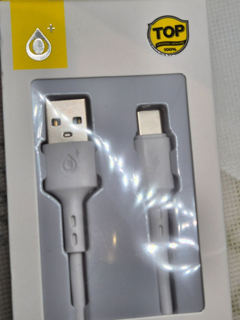 Cavi: 3M NB1566 18W 3,6A Max USB-C Datenkabel Neu – Nuovo e nell'imballaggio originale da Losone venduto da bal_gfp6 2