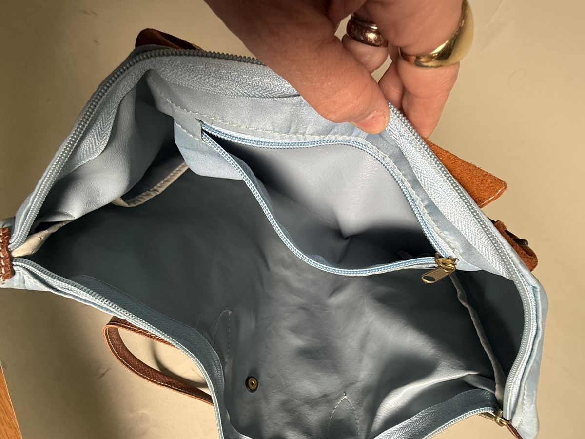 Longchamp Taschen: Longchamp Tasche hellblau braun gebraucht mit Flecken – Gebraucht aus Kastanienbaum von Poolboy007 4