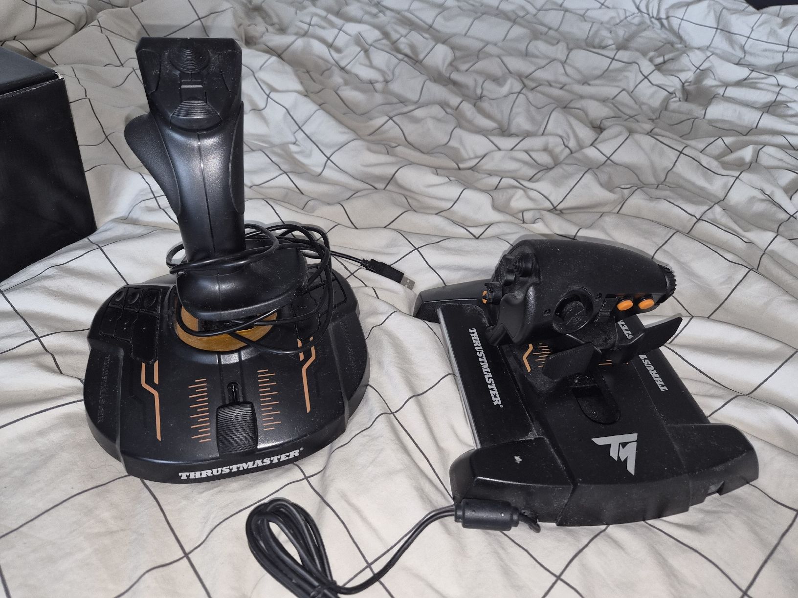 Thrustmaster Controller: Manettes de pilotage Thrustmaster T.16000M FCS Hotas – Nuovo (secondo la descrizione) da Carouge GE venduto da lou_w7b6