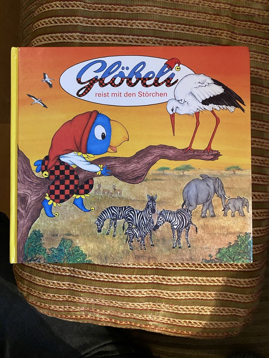 Livres: Glöbeli reist mit den Störchen – D'occasion à Aathal-Seegräben par wagenburg01