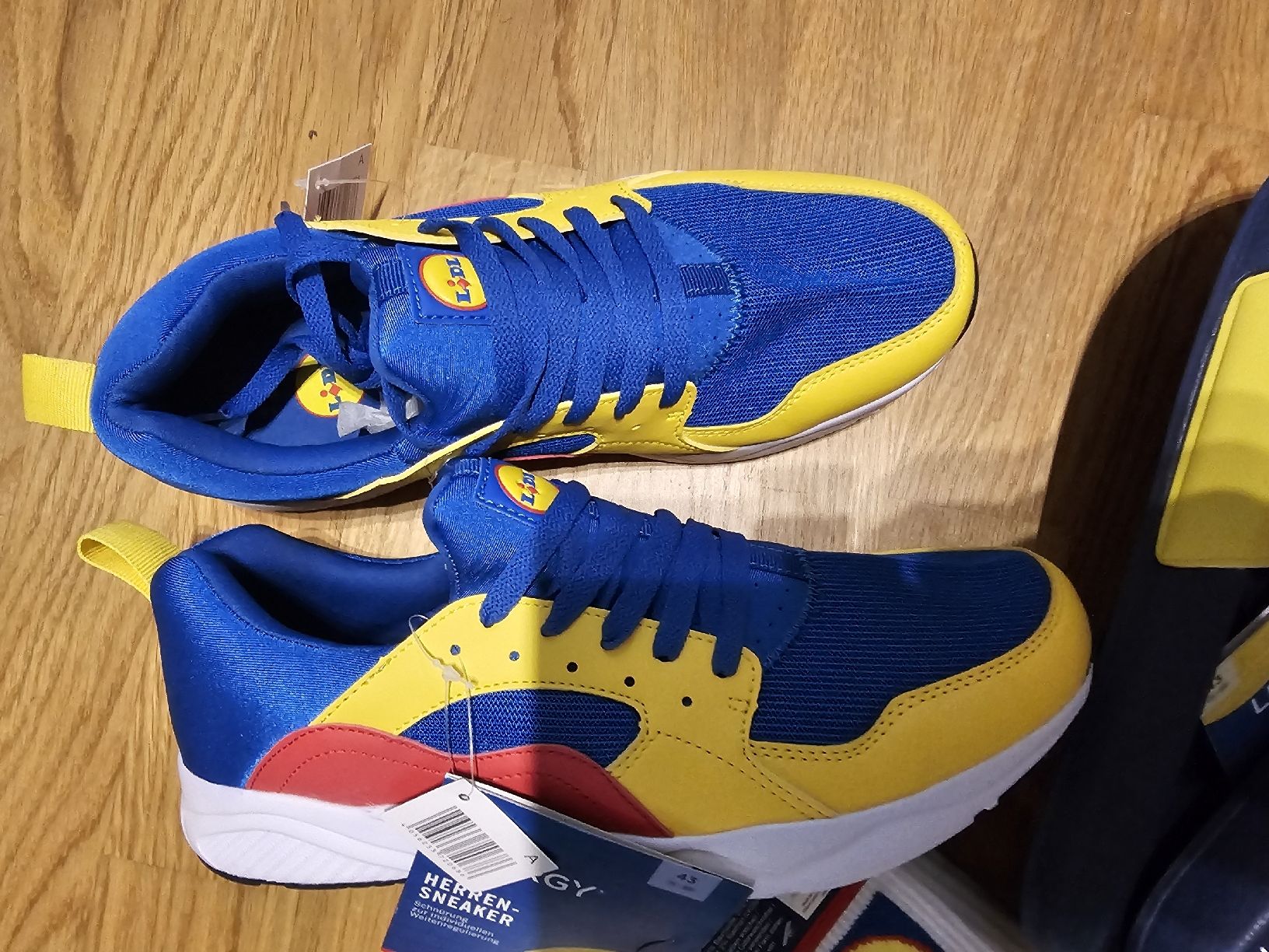 Lidl Scarpe da uomo: Lidl Sneaker Set Gr.43 – Nuovo e nell'imballaggio originale da Oberwil BL venduto da 007re 2