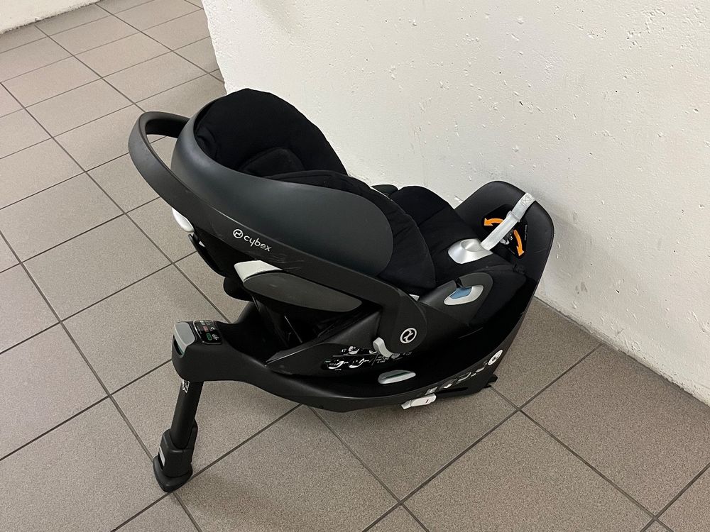 Cybex baby seat + Isofix Base Cloud Z iSize + car Base Z Kaufen auf