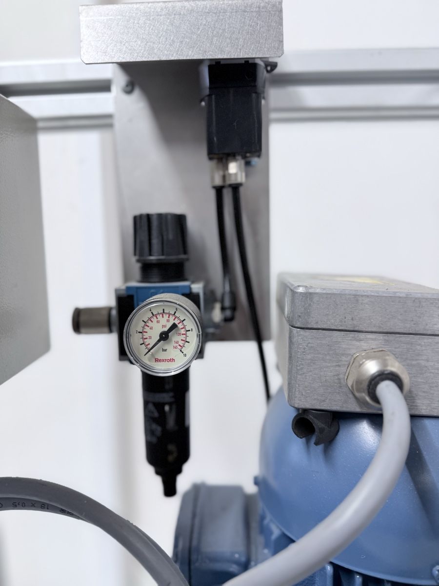 Alle Maschinen: Industrie Absaugung mit Hepafilter und Klopffunktion  – Gebraucht aus Schupfart von philippb06 6