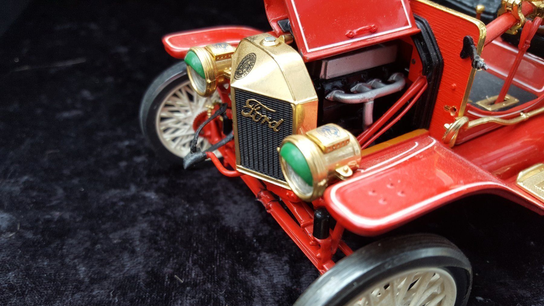 Ford Modellini d'auto: 1 Modellauto Ford 1913 – Usato da Reinach venduto da 3Guggerli 4