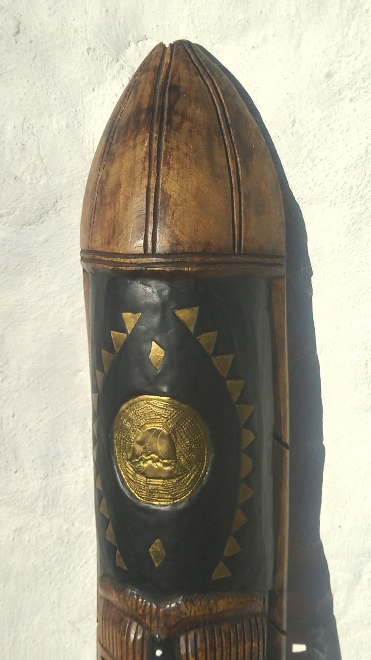 Arte internazionale: Grosse Afrikanische Maske – Usato da Zürich venduto da Top-Deal-Schweiz 2