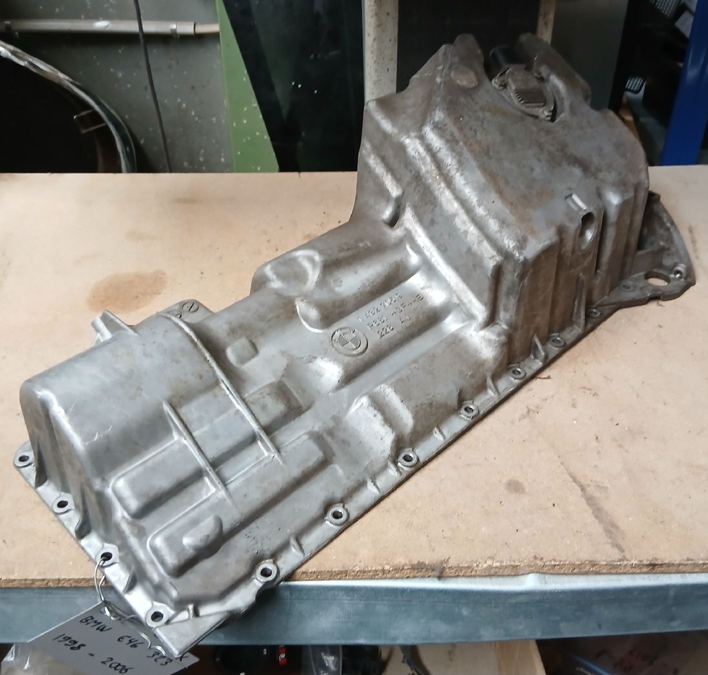 BMW Tutti pezzi di ricambio auto: Carter BMW E46 323 – Usato da la heutte venduto da Auto-stock