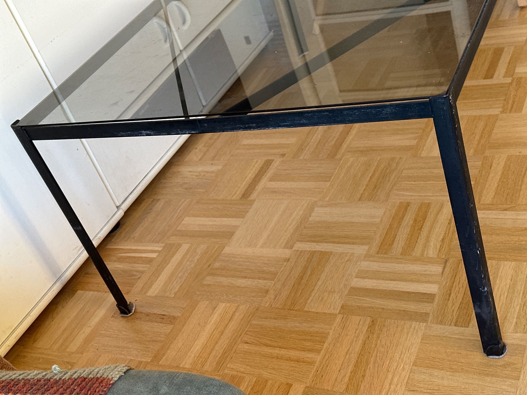 Ligne Roset Tables: Table verre Ligne Roset – D'occasion à Genève par Ganymedevd2237 2