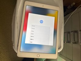 Ipad Air 2- A1566 - icloude / Display top