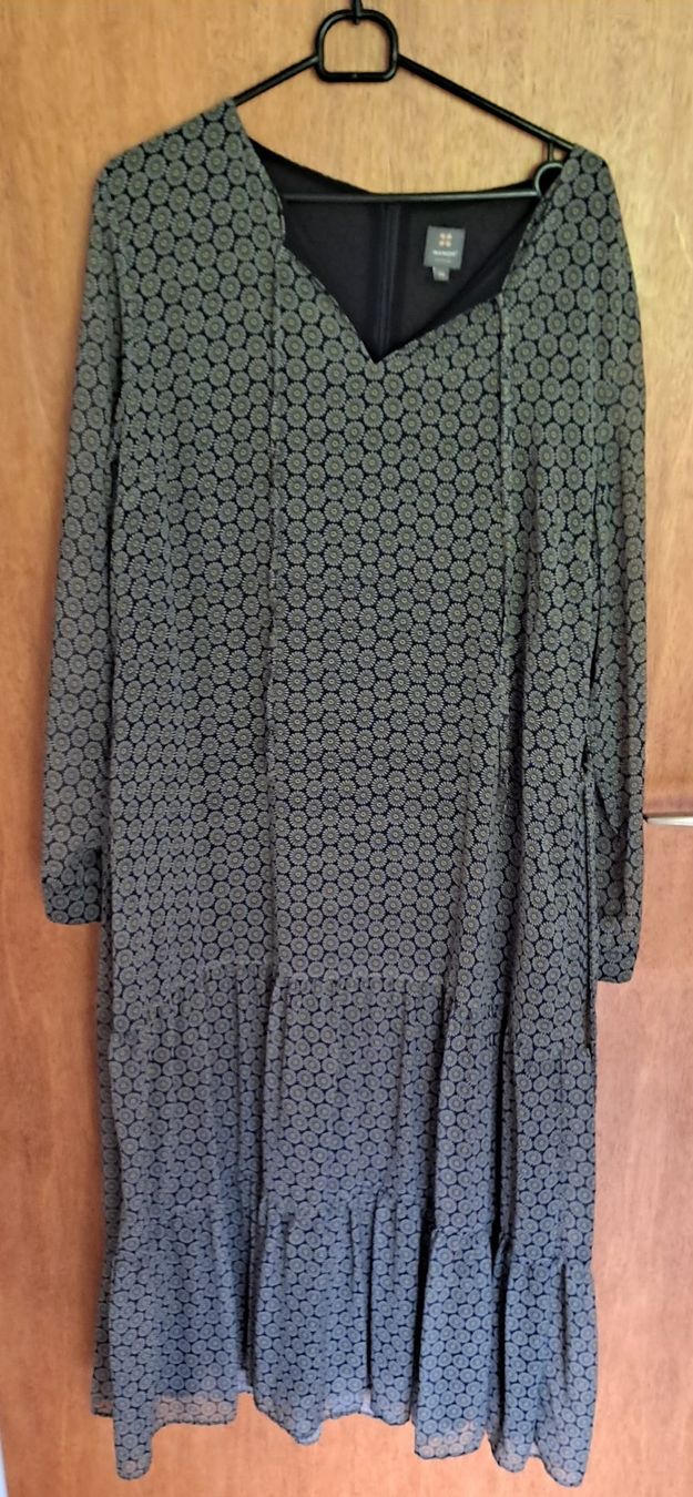 Kleider: Sehr schönes Kleid von Manor – Gebraucht aus Eschert von PS..
