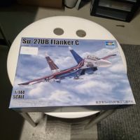 Modellbausatz Su-27UB Flanker C 1:144