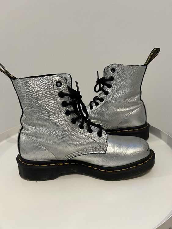 Dr. Martens argento 38 Acheter sur Ricardo