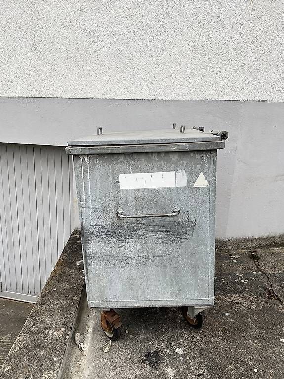Altro per Ufficio & Commercio: Abfallcontainer – Usato da Niederhelfenschwil venduto da adler2011 2