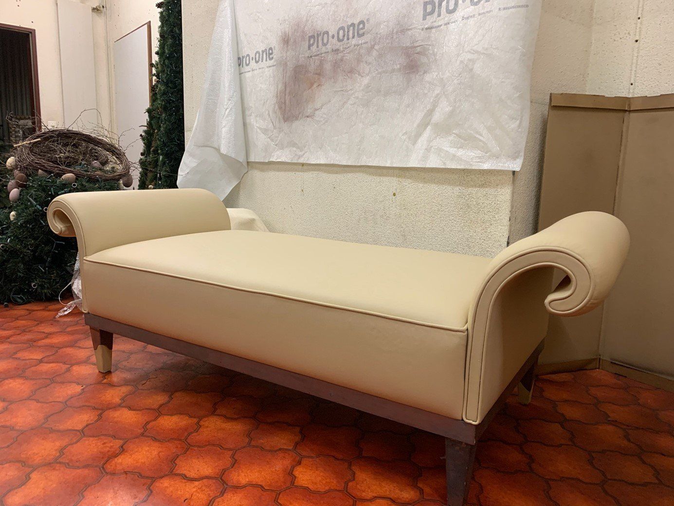 Original Rampazzi Sofaliege Leder beige (Neu (gemäss Beschreibung)) in ...