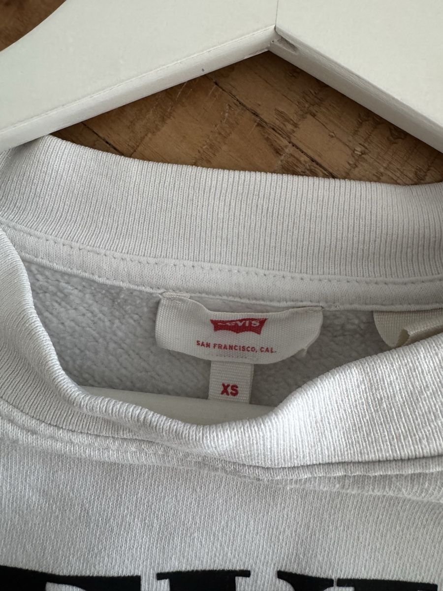 Levi's Maglioni & Felpe: Levi’s weisser Pullover XS – Usato da Uznach venduto da jasmino12 2