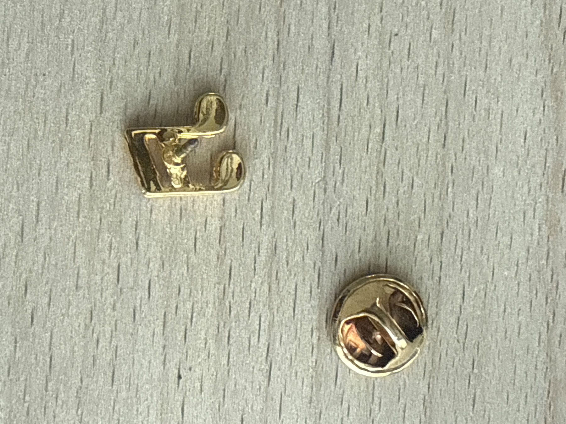 Placchette & Badge: Pin Musiknote – Usato da Glattbrugg venduto da Schweigmatt 1