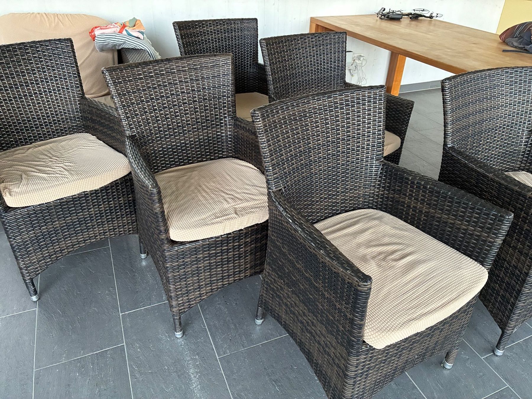 Stühle: Rattan Stühle / Gartenstühle 6 Stück – Gebraucht aus Hünenberg See von BoAr