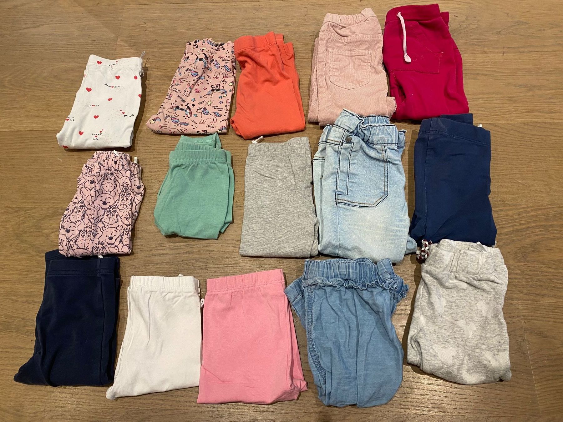 Lotti & Set di vestiti: Kinder Kleider Set Mädchen -Grösse 80 – Usato da Alpnach Dorf venduto da Fengeli 3