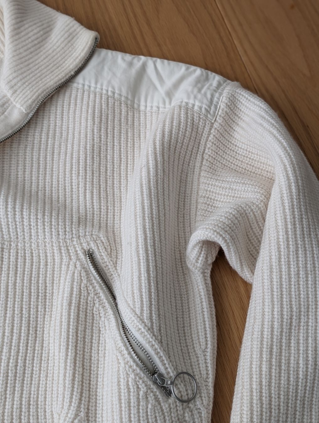Other Stories Maglioni & Felpe: & Other Stories Strickjacke Wollweiss Gr. S / Pullover – Usato da Basel venduto da an_v7yj 7