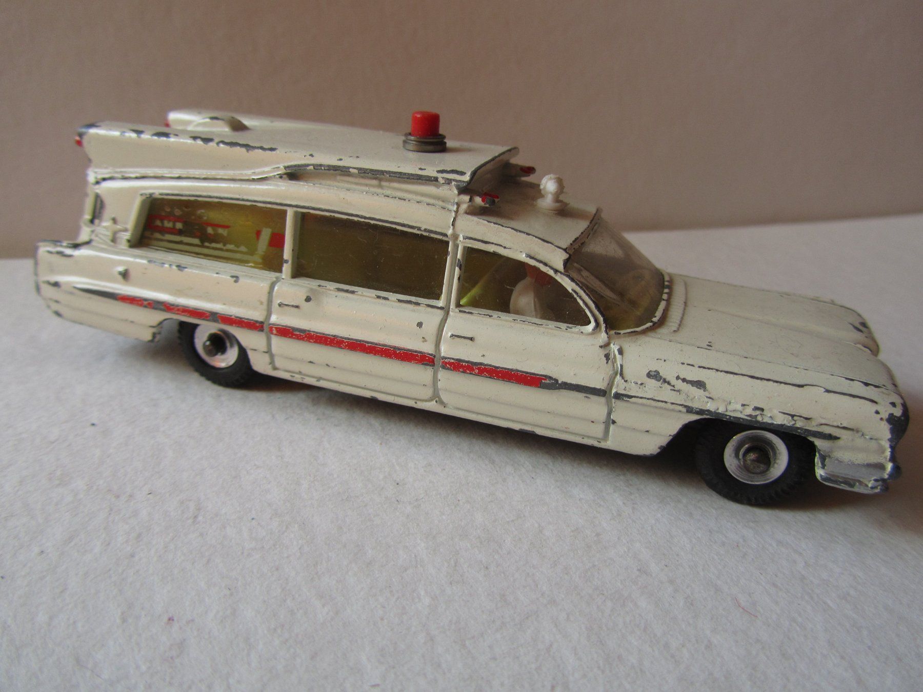 Dinky Toys Modellini d'auto: Superior Criterion, Dinky Toys – Usato da Weiningen ZH venduto da dietsch57 2