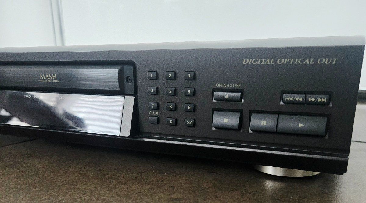 Technics Sistemi audio & multimediali: Technics SL-PG3 CD-Player mit MASH DAC und Optical Out – Usato da Riedt b. Erlen venduto da 63ak 3