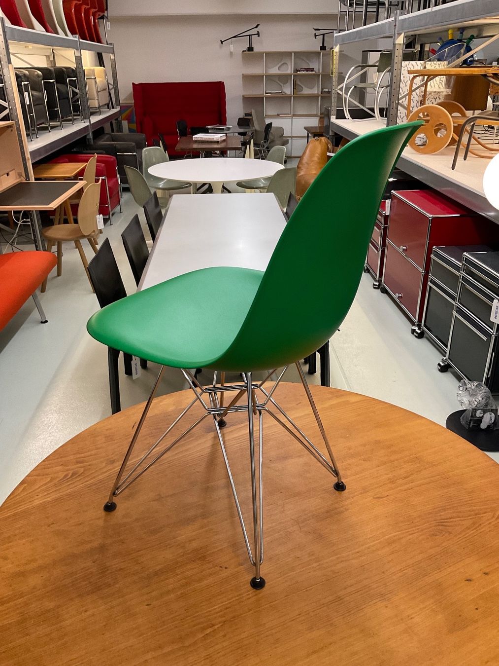 Vitra Sedie: Original Eames Sidechair von Vitra DSR - Eifel - Grün – Usato da Zürich venduto da vintage_design_sale 2