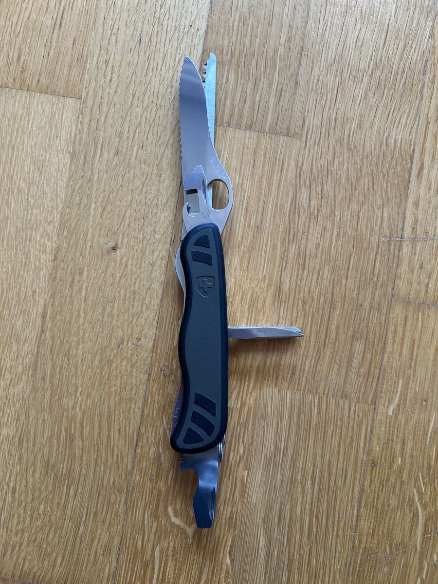 Victorinox Couteaux de poche: Schweizer Armee Sackmesser – D'occasion à Rüfenacht BE par captainamerica_1 1