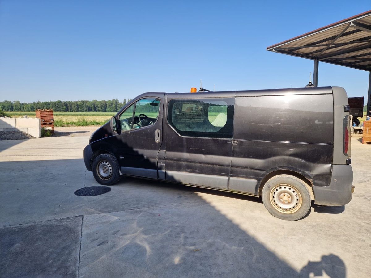 Opel Automobili: Opel Vivaro – Usato da Zauggenried venduto da vwdomi88 6