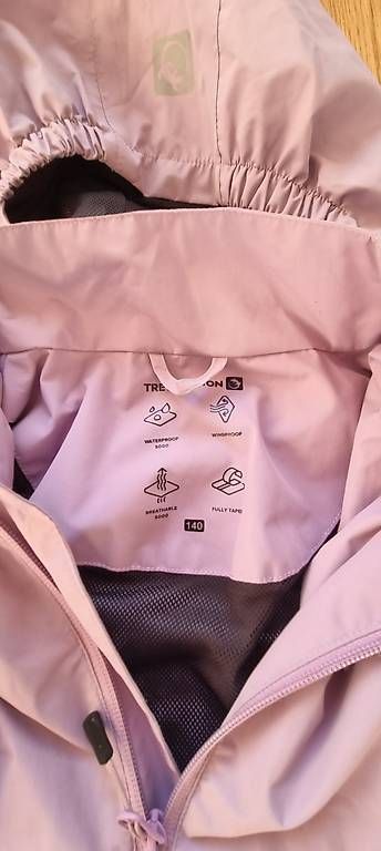 Jacken & Mäntel: Regenjacke Trevolution 140 – Neu und originalverpackt aus Biel/Bienne von sheila7002 1