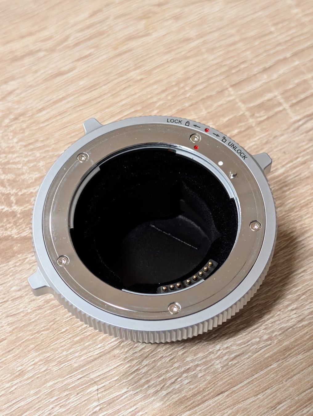 Metabones Adattatori foto: Metabones Canon EF to E Mount T CINE Adapter – Usato da Obfelden venduto da mar344 2