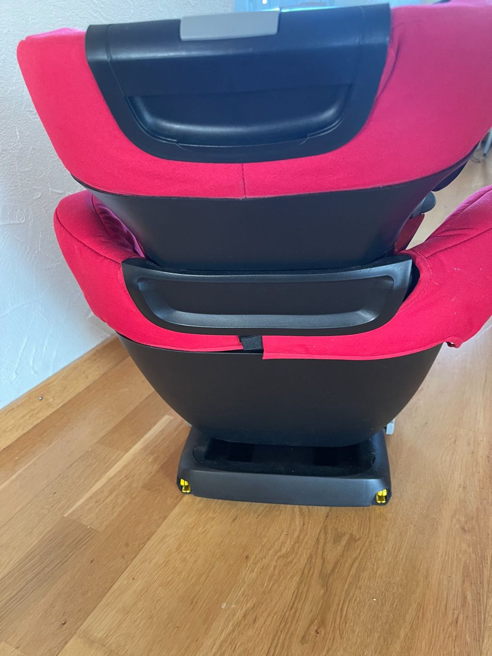 Maxi-Cosi Auto-Kindersitze: Maxi Cosi Kindersitz der Linie RodiFix – Gebraucht aus Greifensee von guteangebote 2