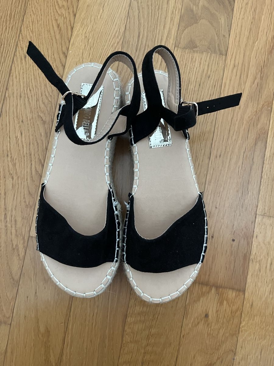 Scarpe da donna: Plateausandalette Schwarz – Usato da Zürich venduto da JB23JB