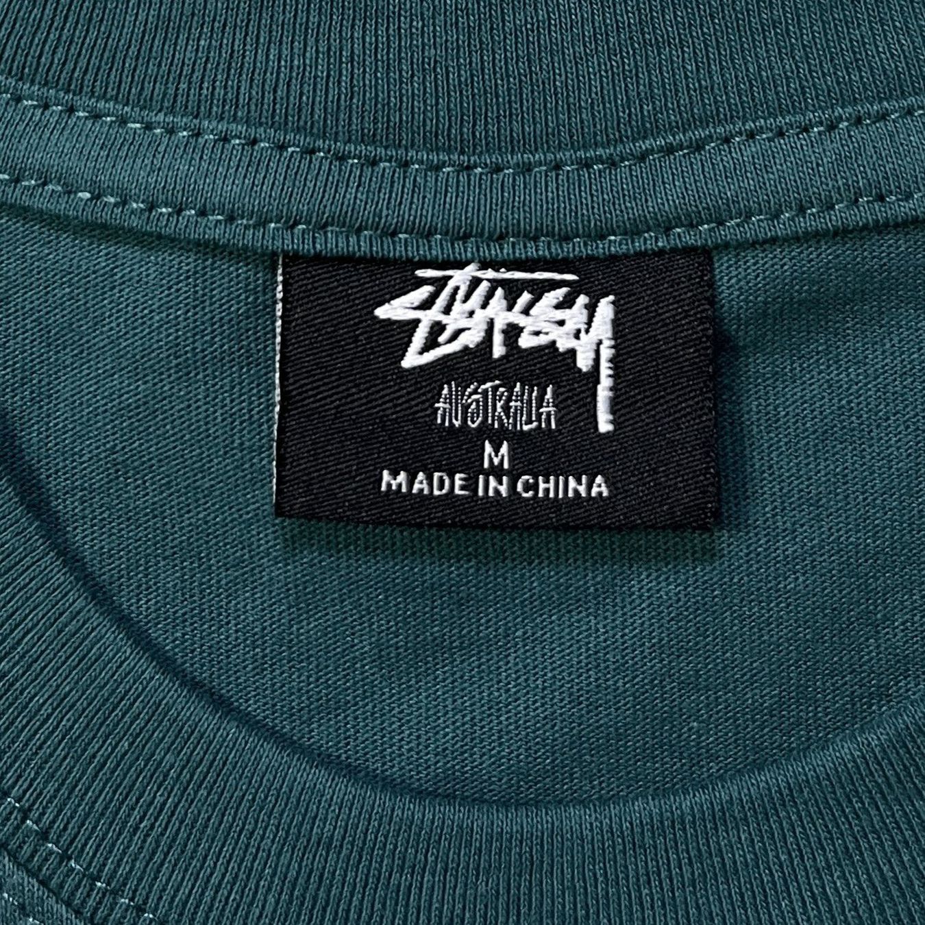 Stüssy T-Shirts: Stüssy World Tour Tee (M) – Neu (gemäss Beschreibung) aus Chamoson von Sapoloshop 2