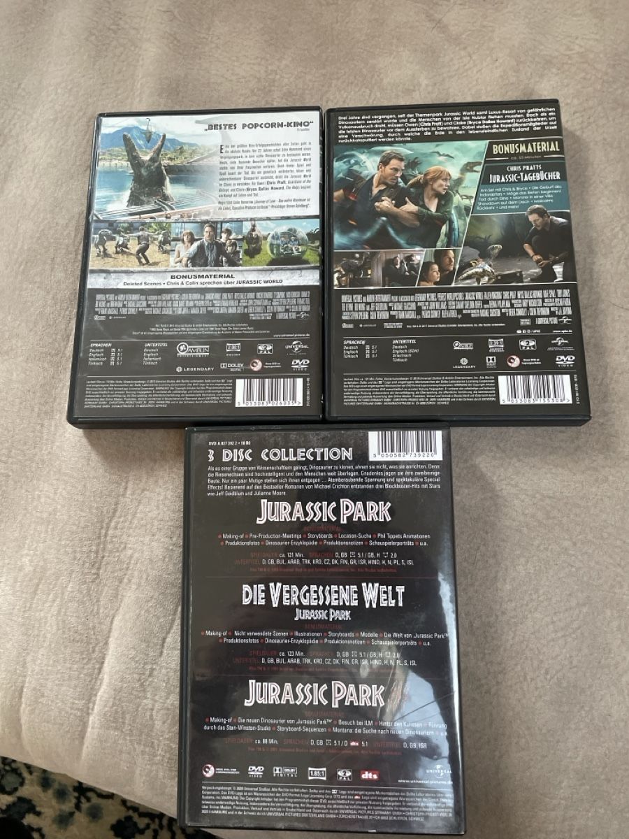 Tutti i DVDs: Jurassic Park, World DVD-Sammlung.  – Usato da Koppigen venduto da BLUE_EYE7 1
