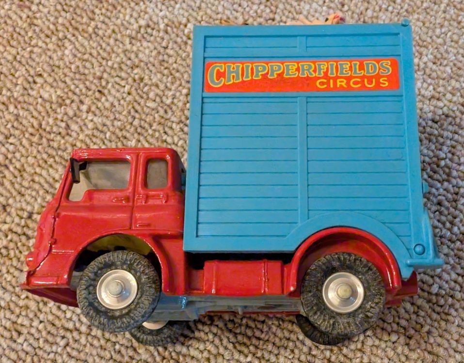 Corgi Toys Modellini d'auto: Corgy Toys Chipperfields Circus LKW mit Giraffen - Vintage – Usato da Itingen venduto da wali19 1